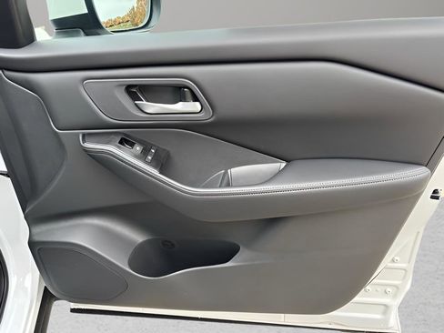 New 2026 Nissan Rogue SV w/ Cold Weather Package image 16