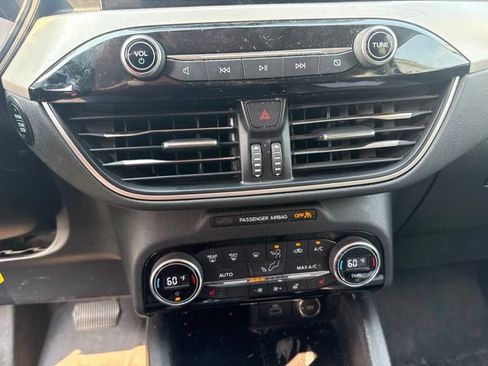 Used 2021 Ford Escape SE w/ Convenience Package AWD/4WD image 15