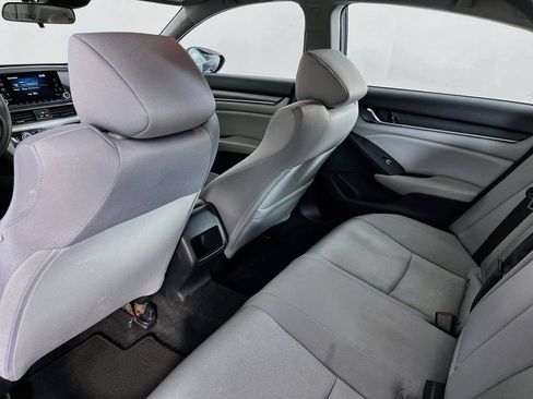 Used 2018 Honda Accord LX image 31