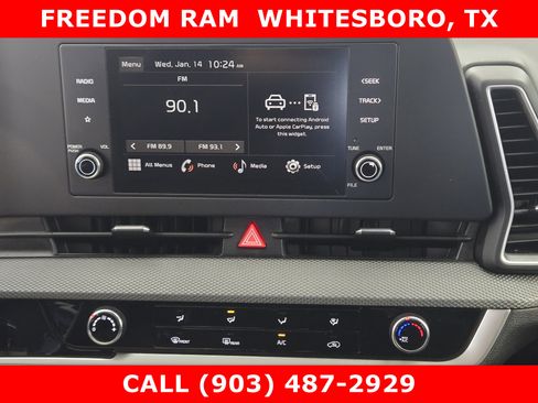 Used 2024 Kia Sportage LX image 11