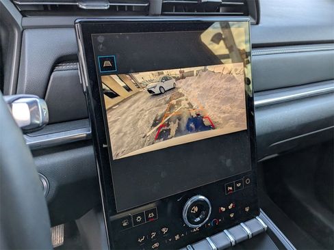 Used 2025 GMC Terrain Elevation image 24