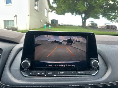 Certified 2023 Nissan Rogue SV AWD/4WD image 17
