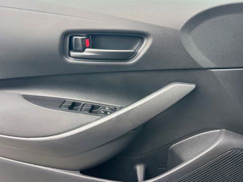 Used 2025 Toyota Corolla LE image 13