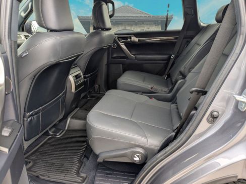 Certified 2023 Lexus GX 460 Premium w/ Accessory Package AWD/4WD image 19