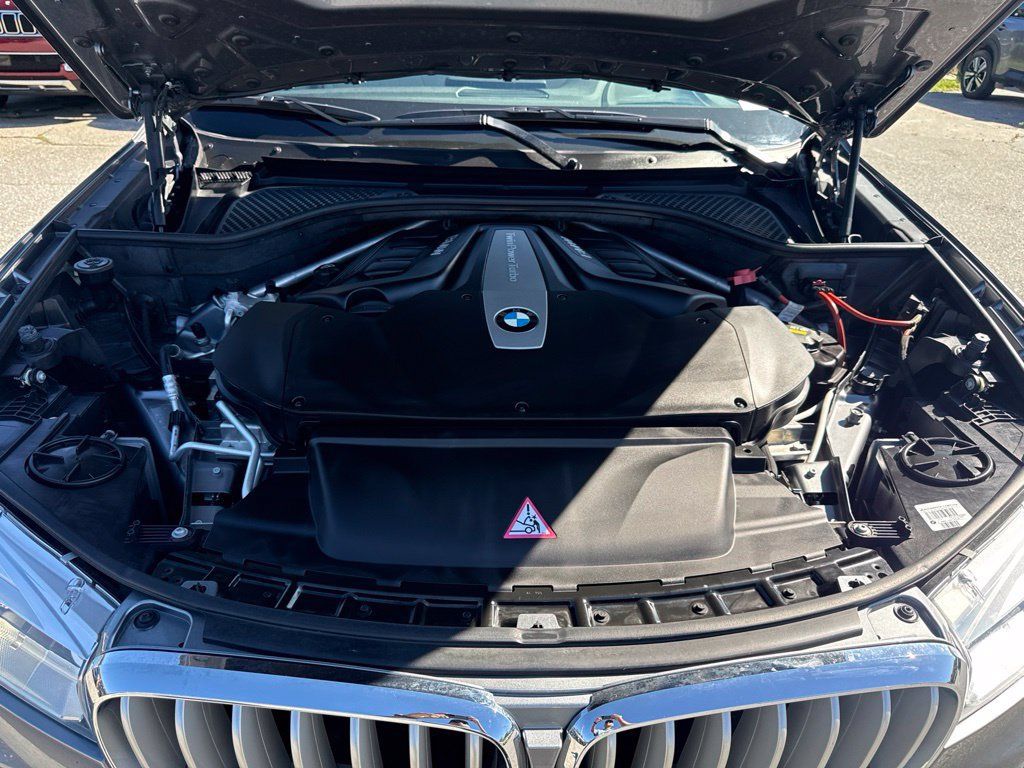 Used 2014 BMW X5 xDrive50i AWD/4WD image 31