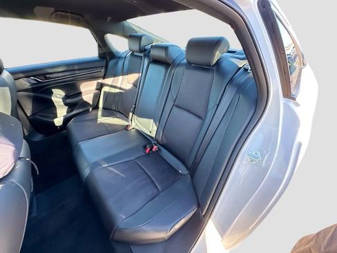 Used 2022 Honda Accord Sport image 24