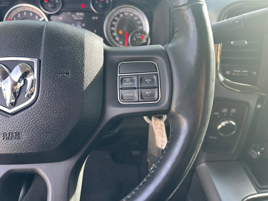 Used 2018 RAM 2500 Big Horn w/ Sport Appearance Group AWD/4WD image 17