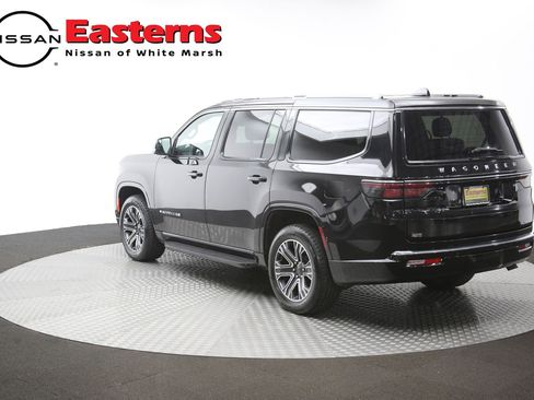 Used 2024 Jeep Wagoneer Series II AWD/4WD image 66