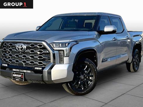 Used 2025 Toyota Tundra Platinum AWD/4WD image 1