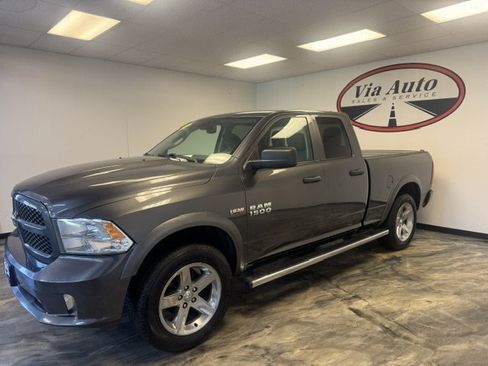 Used 2016 RAM 1500 Express AWD/4WD image 11