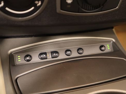 Used 2004 BMW Z4 3.0i image 6