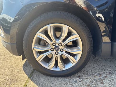 Used 2019 Ford Edge Titanium w/ Equipment Group 301A image 34