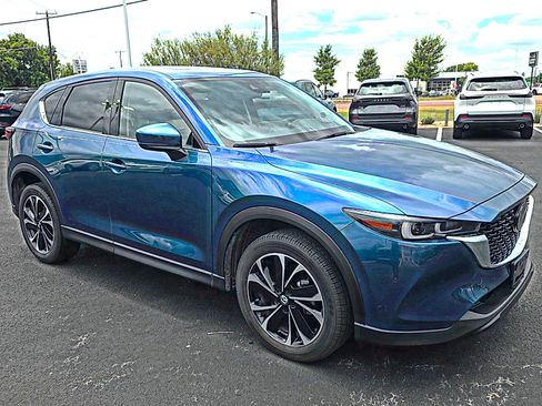 Used 2023 MAZDA CX-5 AWD 2.5 S w/ Premium Plus Pkg image 3