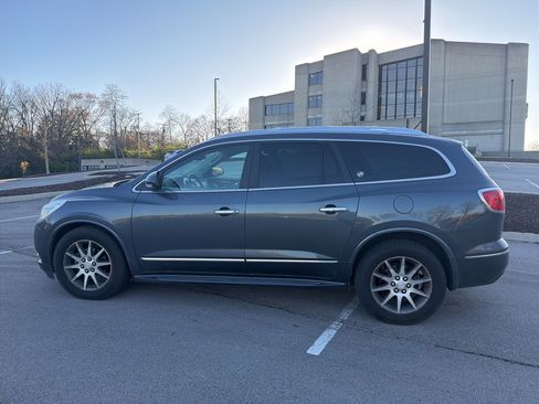 Used 2013 Buick Enclave Leather image 7