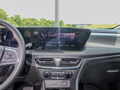 Used 2025 Buick Encore GX Preferred FWD image 27