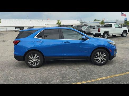 Certified 2024 Chevrolet Equinox LT w/ LPO, Floor Liner Package FWD image 37