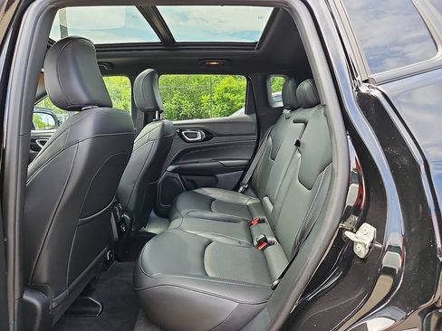 Certified 2023 Jeep Compass High Altitude AWD/4WD image 12