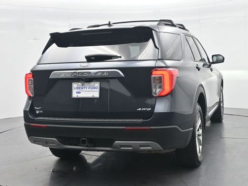 Used 2023 Ford Explorer XLT w/ Equipment Group 202A AWD/4WD image 6
