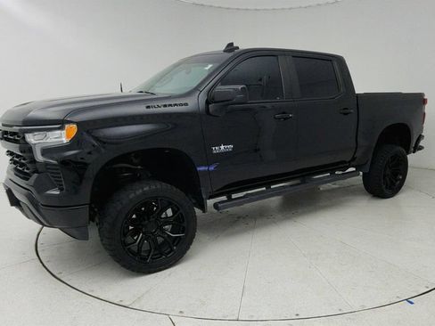Used 2024 Chevrolet Silverado 1500 LT RWD image 15
