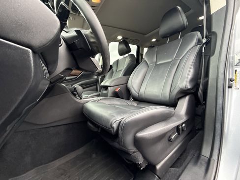 Certified 2024 Subaru Ascent Touring w/ Popular Package #2 image 22