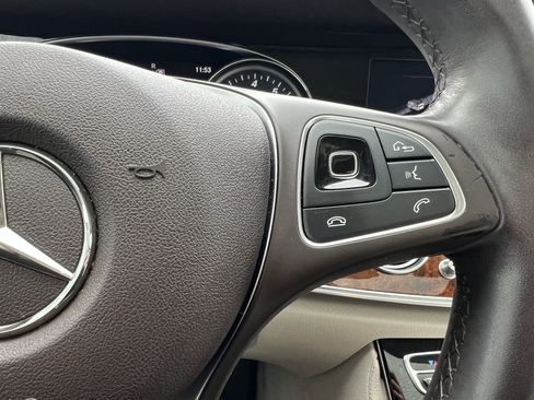Used 2017 Mercedes-Benz E 300 image 20