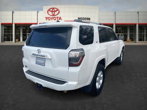 Certified 2023 Toyota 4Runner SR5 Premium w/ Moonroof Package image 5