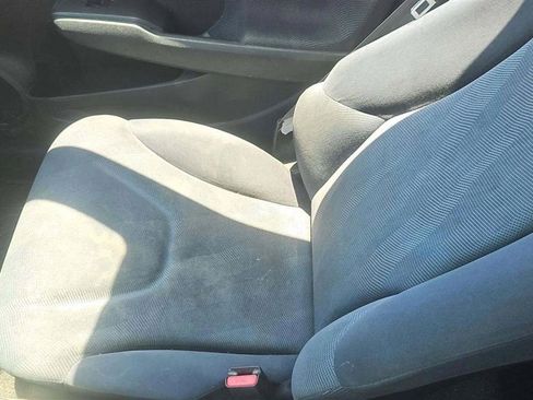 Used 2011 Honda Fit Sport image 18