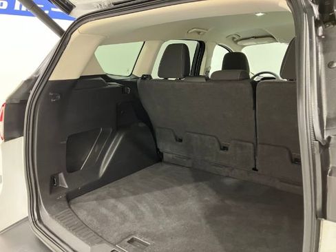 Used 2016 Ford Escape SE w/ Equipment Group 201A AWD/4WD image 40