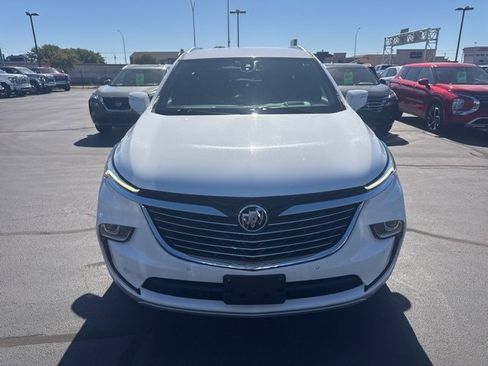 Used 2024 Buick Enclave Premium image 10