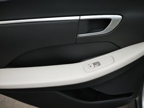 Used 2024 Hyundai Sonata SEL image 19