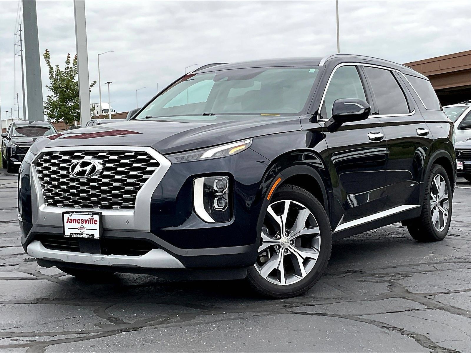 Used 2022 Hyundai Palisade SEL w/ 8P Bench Seat Package AWD/4WD image 2