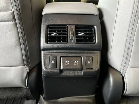 Used 2019 Subaru Outback 2.5i Limited AWD/4WD image 28