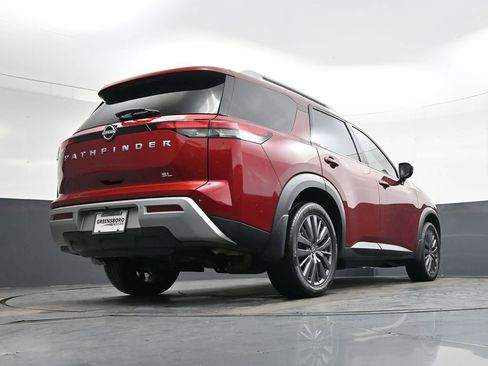 Used 2022 Nissan Pathfinder SL w/ SL Premium Package image 36