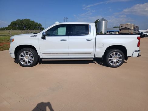 New 2026 Chevrolet Silverado 1500 High Country w/ High Country Premium Package AWD/4WD image 26
