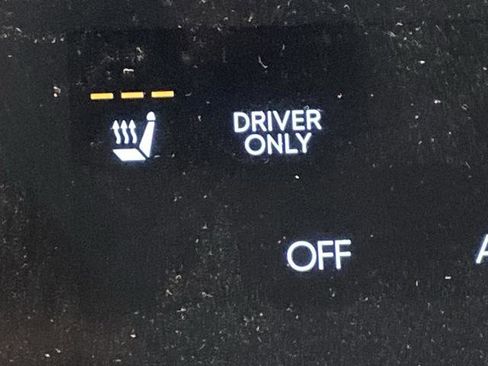 Used 2025 Hyundai Santa Fe SEL image 11