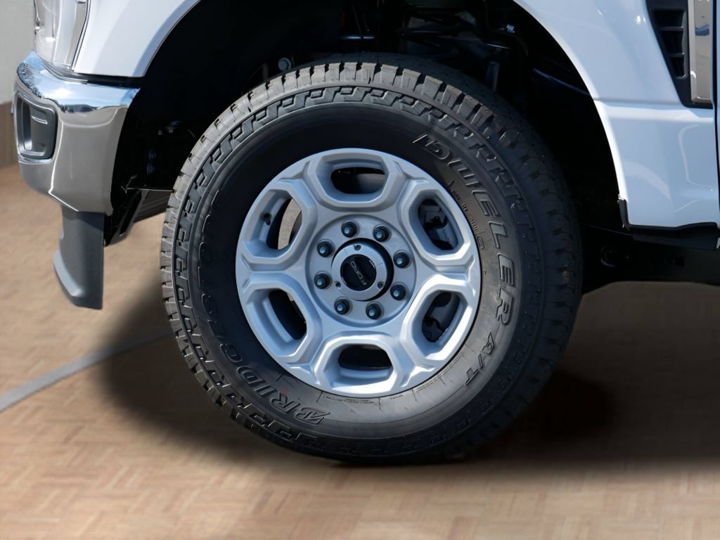 Used 2026 Ford F250 XLT w/ FX4 Off-Road Package AWD/4WD image 9