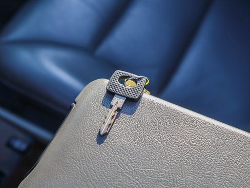 Used 1995 Mercedes-Benz E 320 Convertible image 96