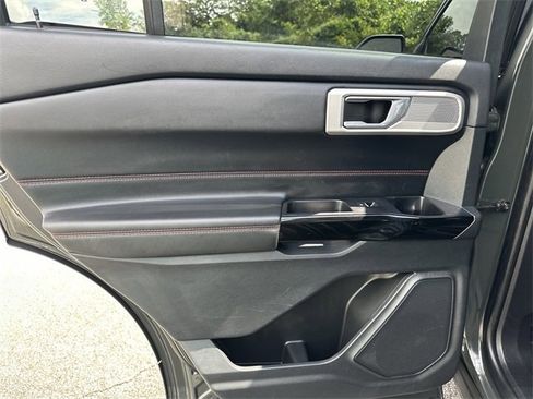 Used 2022 Ford Explorer ST-Line w/ Class IV Trailer Tow Package image 21