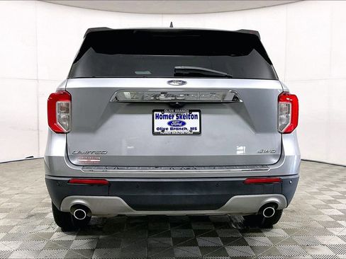 Used 2021 Ford Explorer Limited w/ Equipment Group 301A image 4