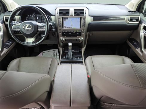 Used 2020 Lexus GX 460 Premium w/ Premium Package AWD/4WD image 15