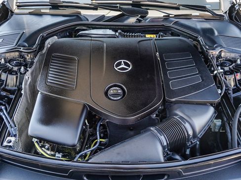 Used 2026 Mercedes-Benz C 300 Sedan image 32