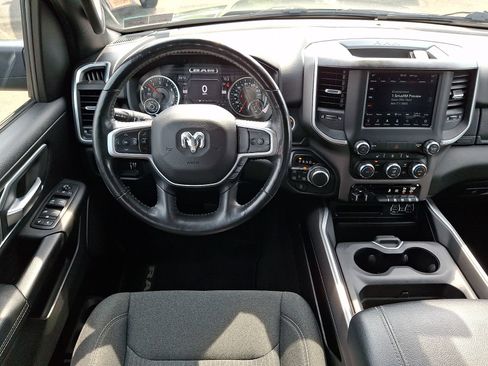Used 2020 RAM 1500 Big Horn AWD/4WD image 13