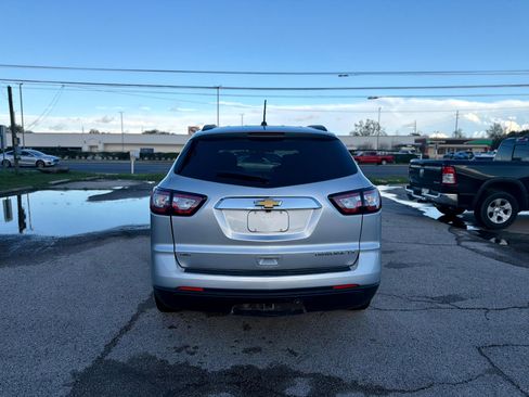 Used 2013 Chevrolet Traverse LS image 8