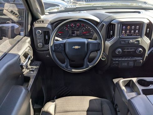 Used 2024 Chevrolet Silverado 2500 Custom w/ Custom Value Package image 18