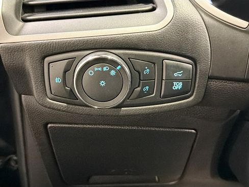 Used 2020 Ford Edge ST-Line w/ Cold Weather Package AWD/4WD image 16