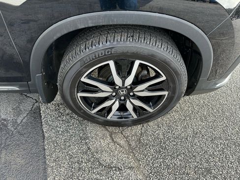 Used 2019 Honda Pilot Touring image 14