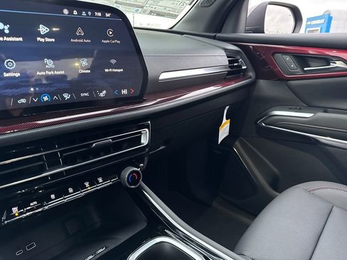 New 2026 Chevrolet Traverse Z71 w/ Enhanced Driving Package image 22