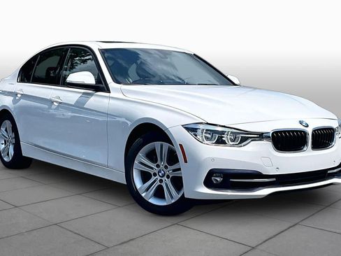 Used 2016 BMW 328i xDrive Sedan AWD/4WD image 3