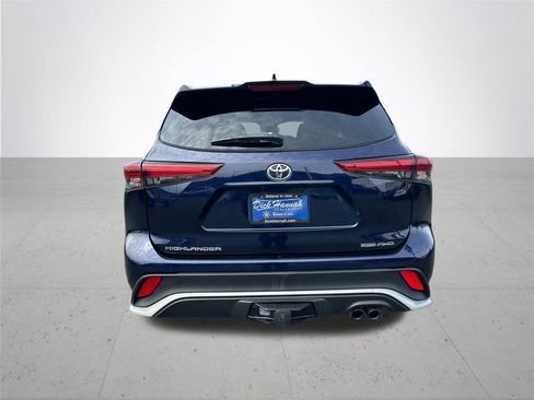 Used 2022 Toyota Highlander XSE AWD/4WD image 8