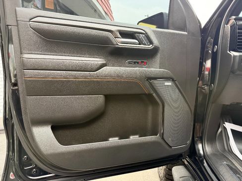 Used 2024 GMC Sierra 1500 AT4 w/ Technology Package AWD/4WD image 16